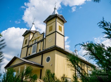 Joniškio Šv. apaštalo Jokūbo bažnyčia