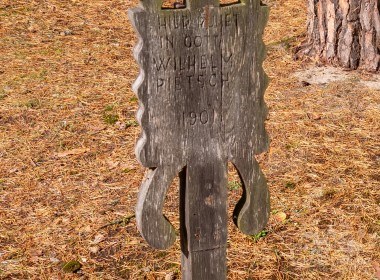 Nidos kopų apželdintojų senosios kapinės